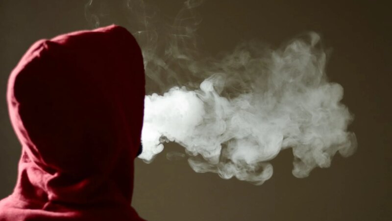 Vaping Tobacco or Weed Appears Tied to Higher Anxiety in Teens