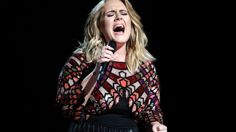 Adele’s Fungal Infection Has People Talking About Jock Itch