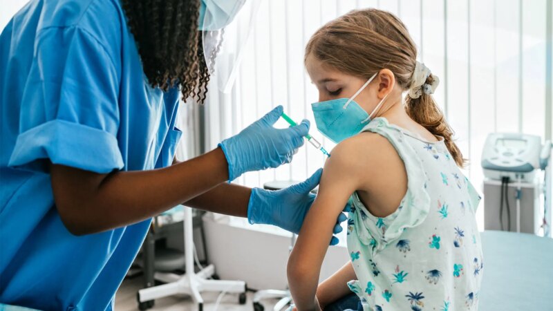 Experts Say Now Is the Time for Kids to Get COVID Vaccines