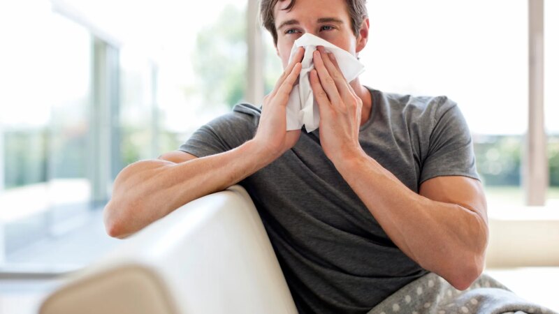 Why Guys React Differently to Colds