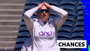 England fielding woes continue as two catches dropped