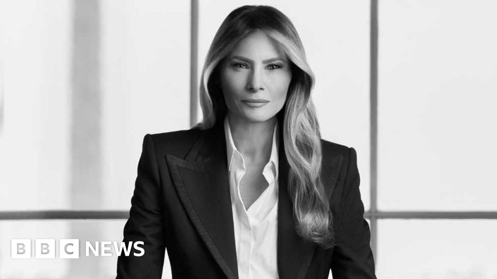 Decoding Melania Trump’s new official portrait