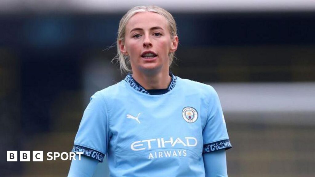 Chloe Kelly: Man Utd make offer to Man City for England forward