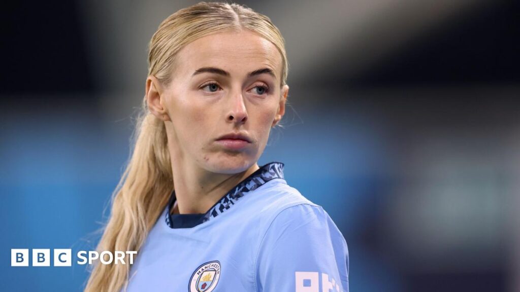 Chloe Kelly: Arsenal sign Manchester City and England forward on loan