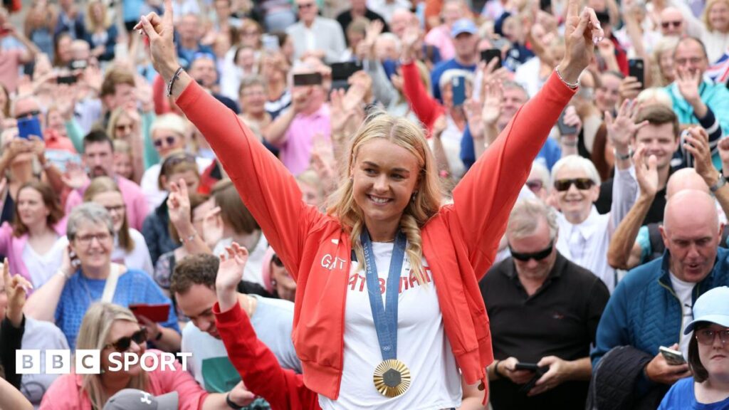 Hannah Scott: Northern Ireland rower targets Olympic gold again for GB in LA