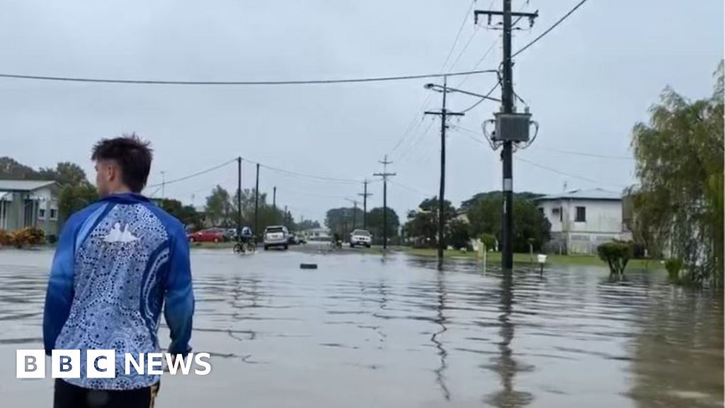 Queensland floods devastation ‘incredible’, state premier says