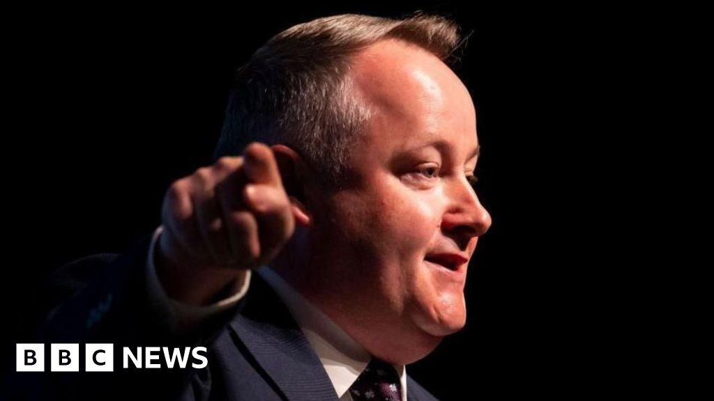 Welsh Tories’ Trump trip means Labour to win budget vote