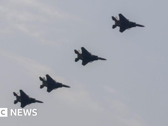 Seven injured after South Korea fighter jet accidentally drops bombs