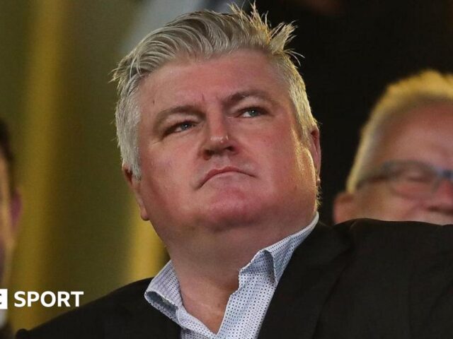 Stuart MacGill: Former Australia cricketer avoids jail over drug deal