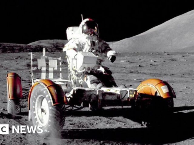 How to avoid a puncture on the Moon