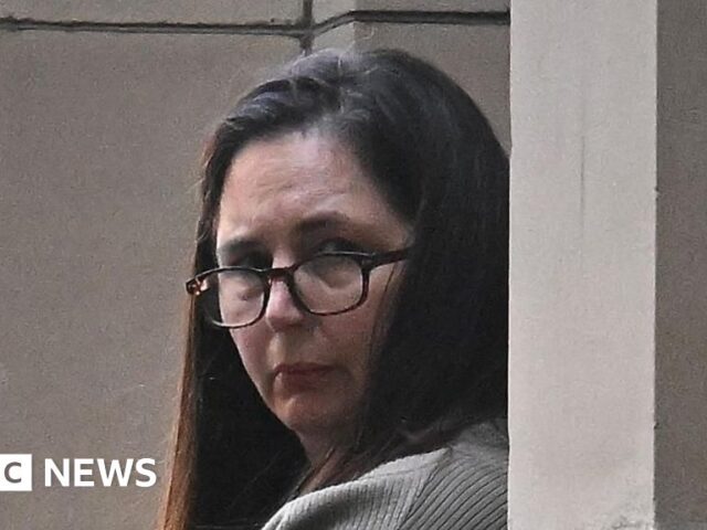 Juror removed from mushroom lunch murder trial