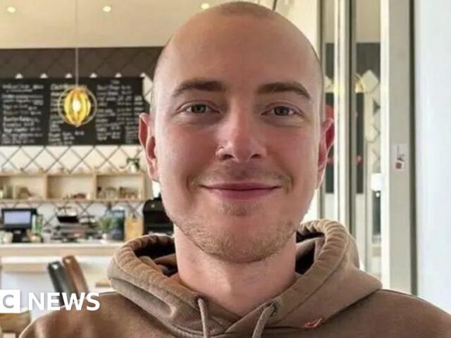 New Zealand police ‘pause’ search for missing hiker